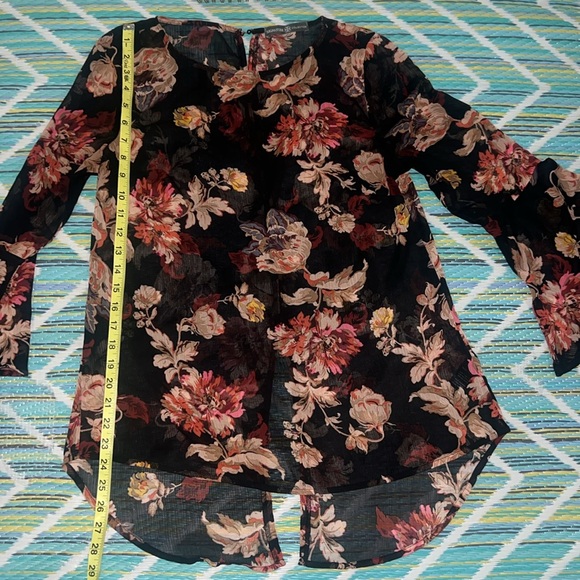 signature collection vintage y2k flared sleeves floral blouse with slit size 8 - Picture 6 of 7